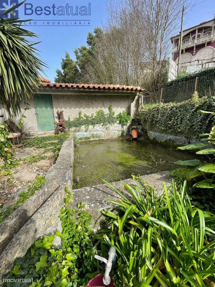 Moradia T4 Isolada - 5 min. Centro Sto. Tirso-8