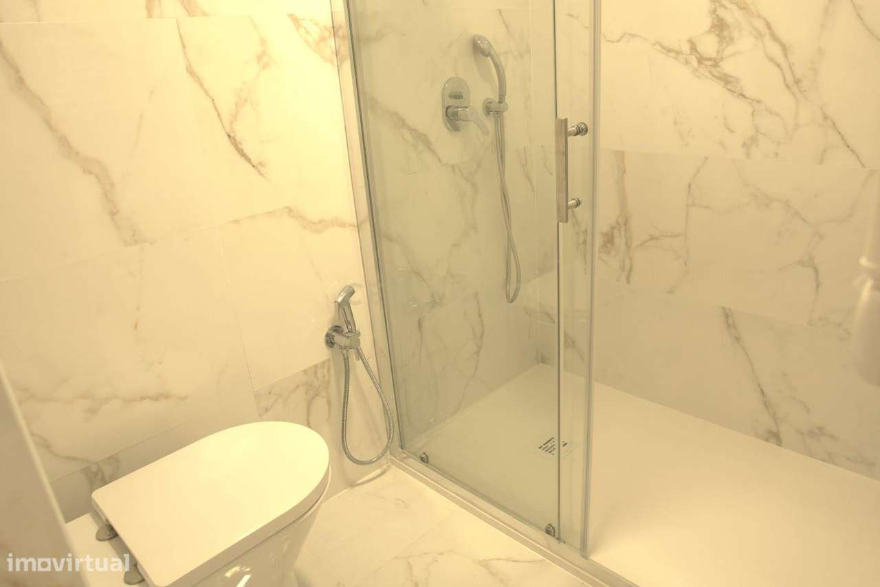 Apartamento T3 remodelado na Codivel em Odivelas - Grande imagem: 5/13