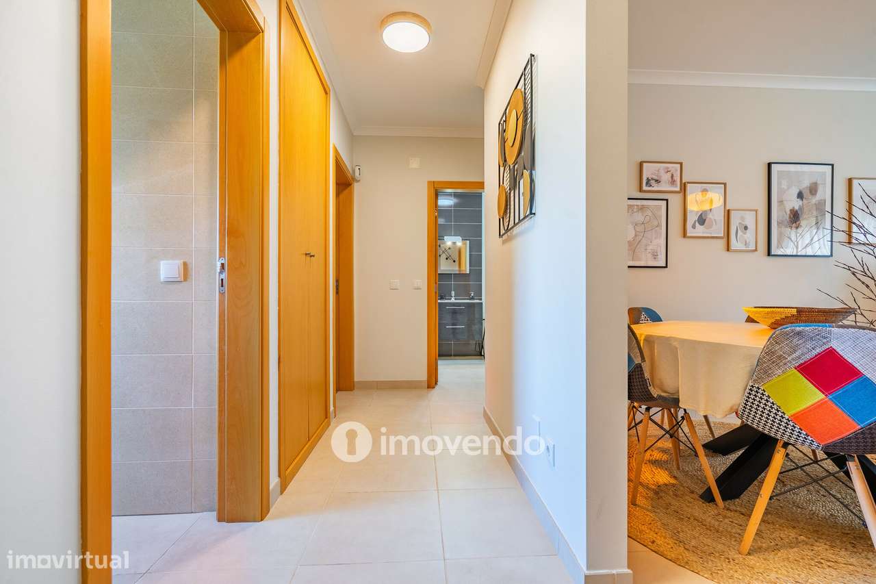 Apartamento T2 exclusivo, a 300m da praia da Consolação, em Peniche - Grande imagem: 2/32