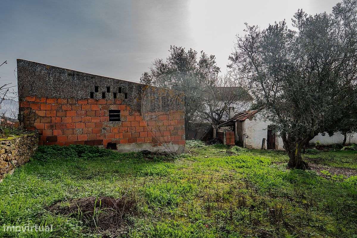 Moradia T2 para venda-7