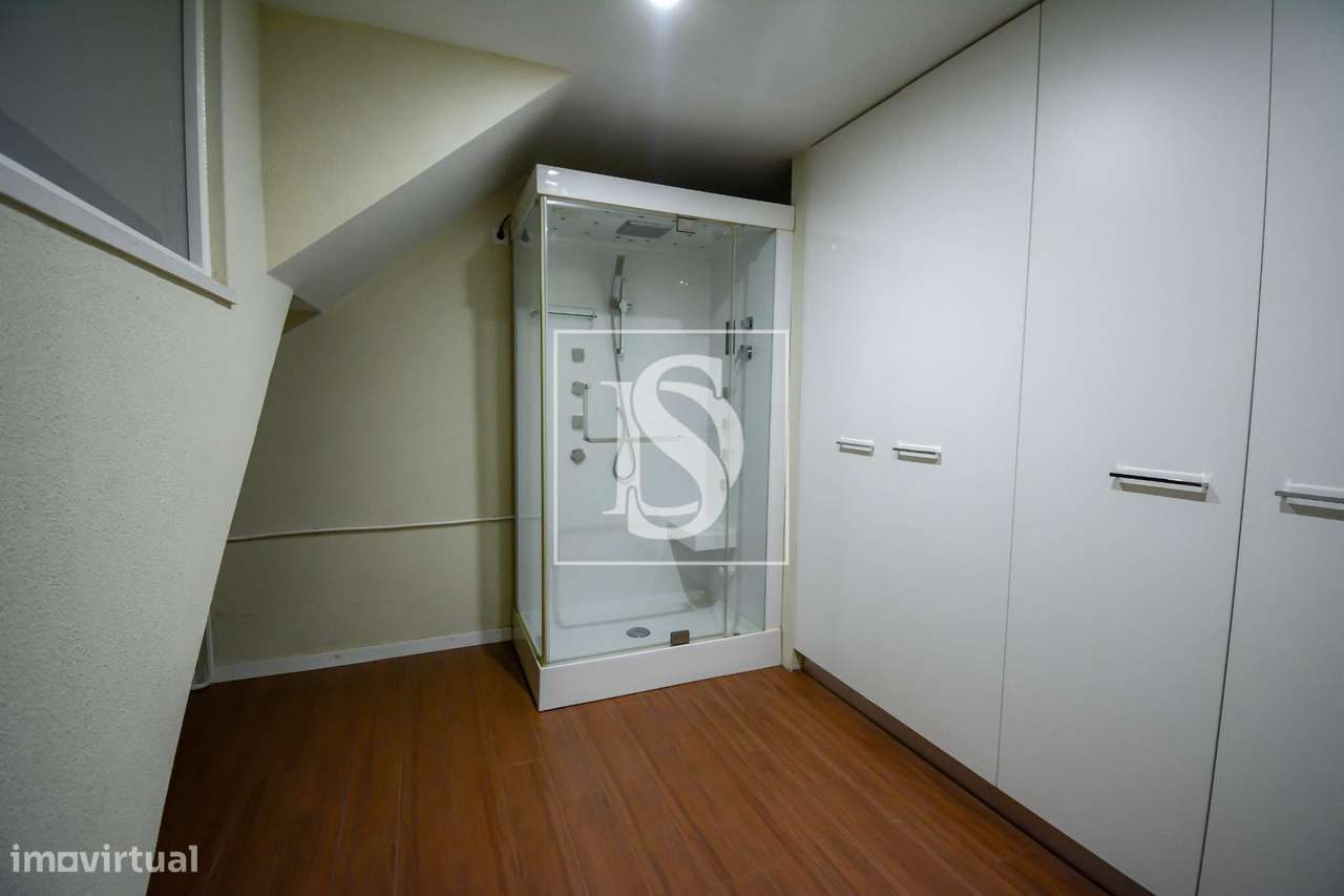 Moradia em Banda T5 Venda em Tomar (São João Baptista) e Santa Maria d-24