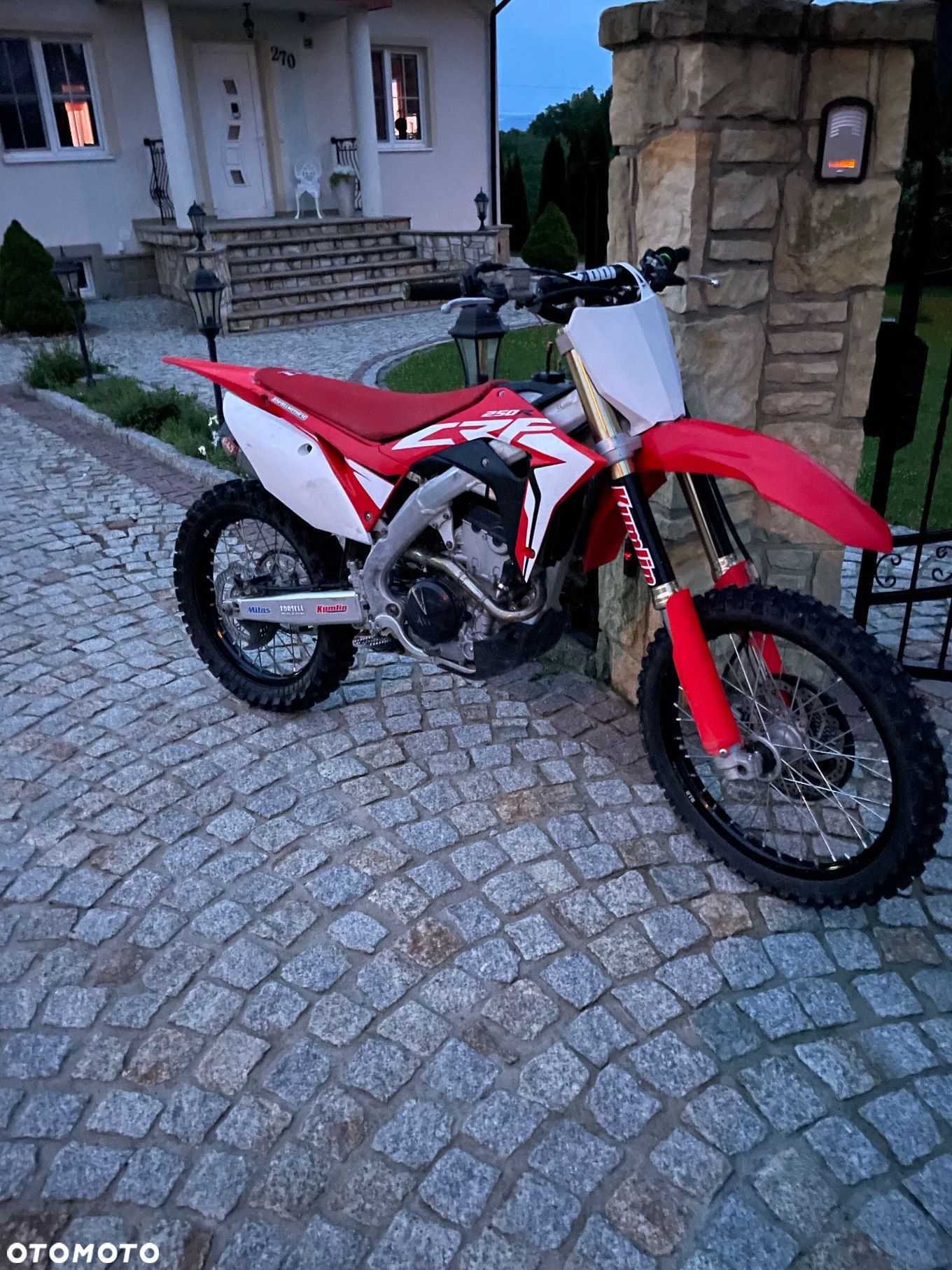 Honda CRF - 1