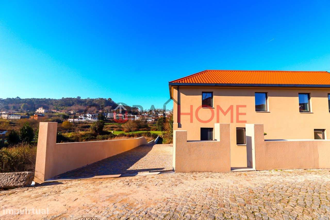 Moradia T3 Nova com 1000m² Terreno em Paços de Ferreira-15