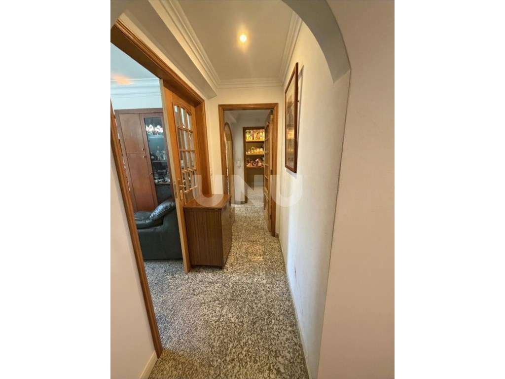 Apartamento T3 com Suíte, Varanda, Garagem e Arrecadação | Cruz de ...-3