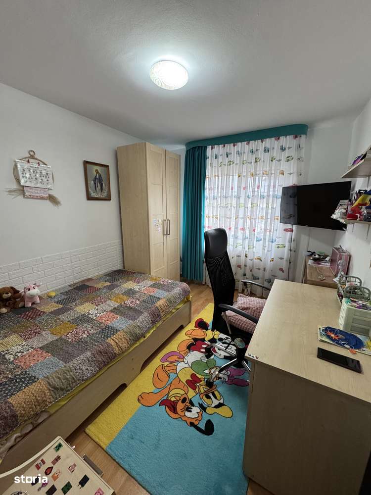 Vand apartament 3 camere decomandat-9