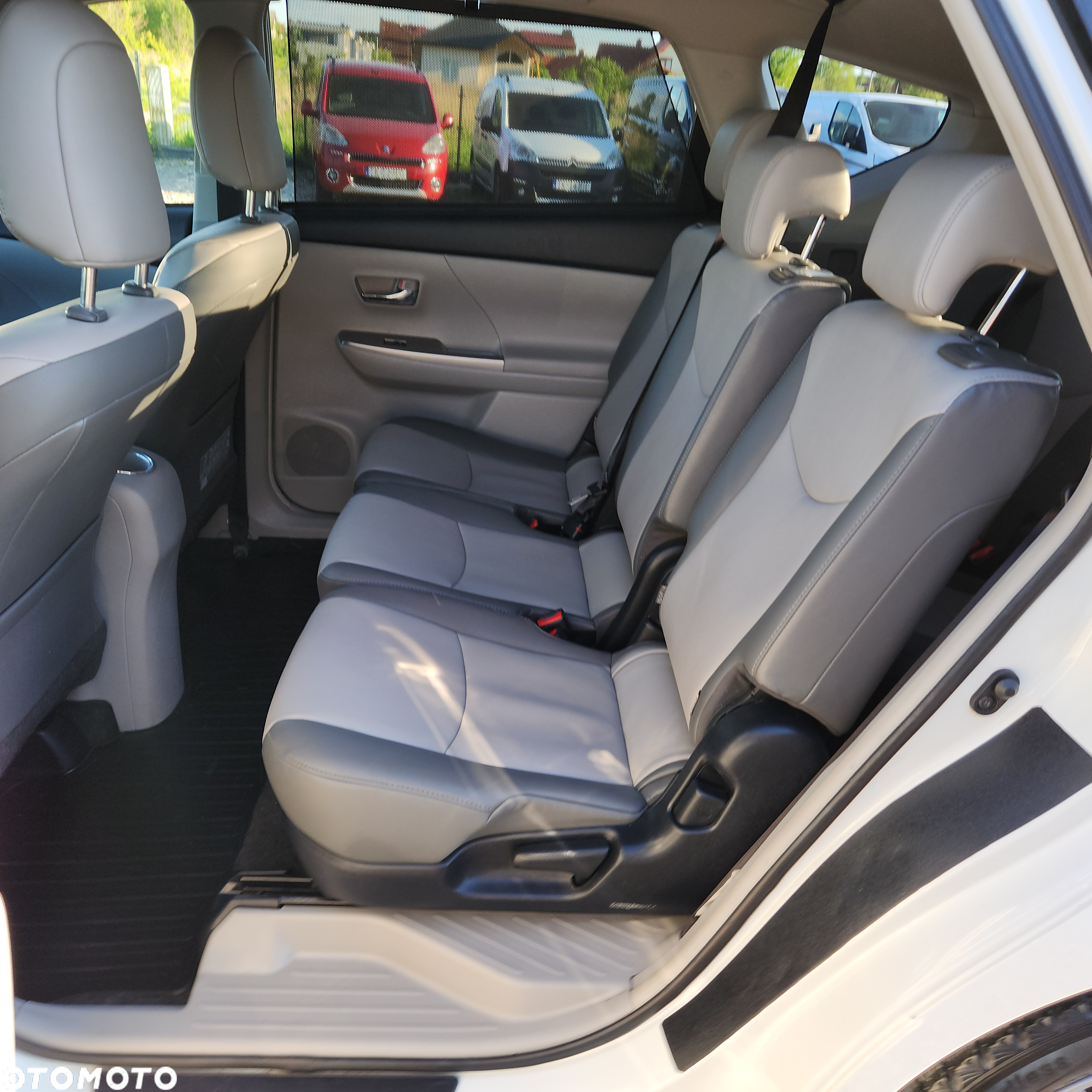 Toyota Prius+ Hybrid 135 Comfort - 8
