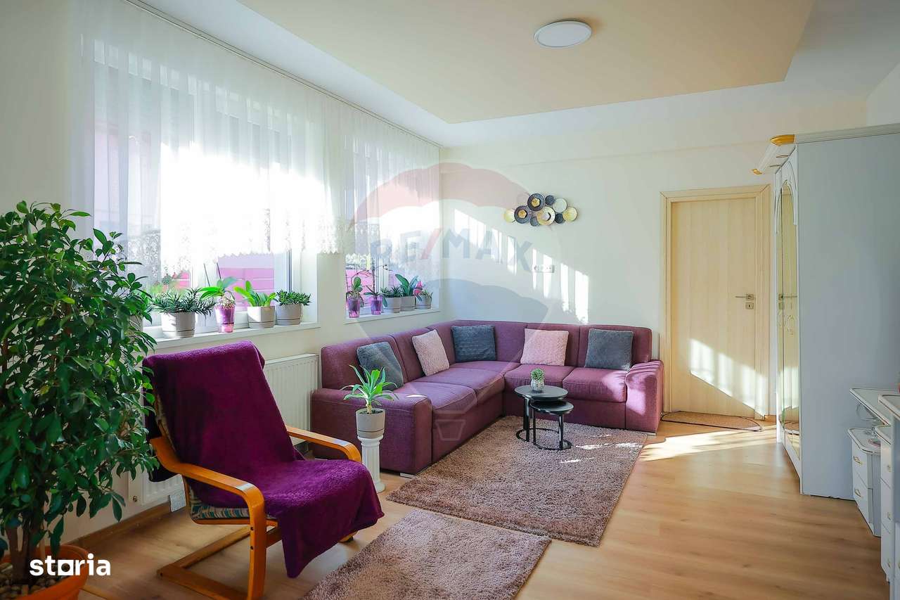 Casă cu 5 camere de vânzare în zona Episcopia Bihorului - Imagine principală: 5/20