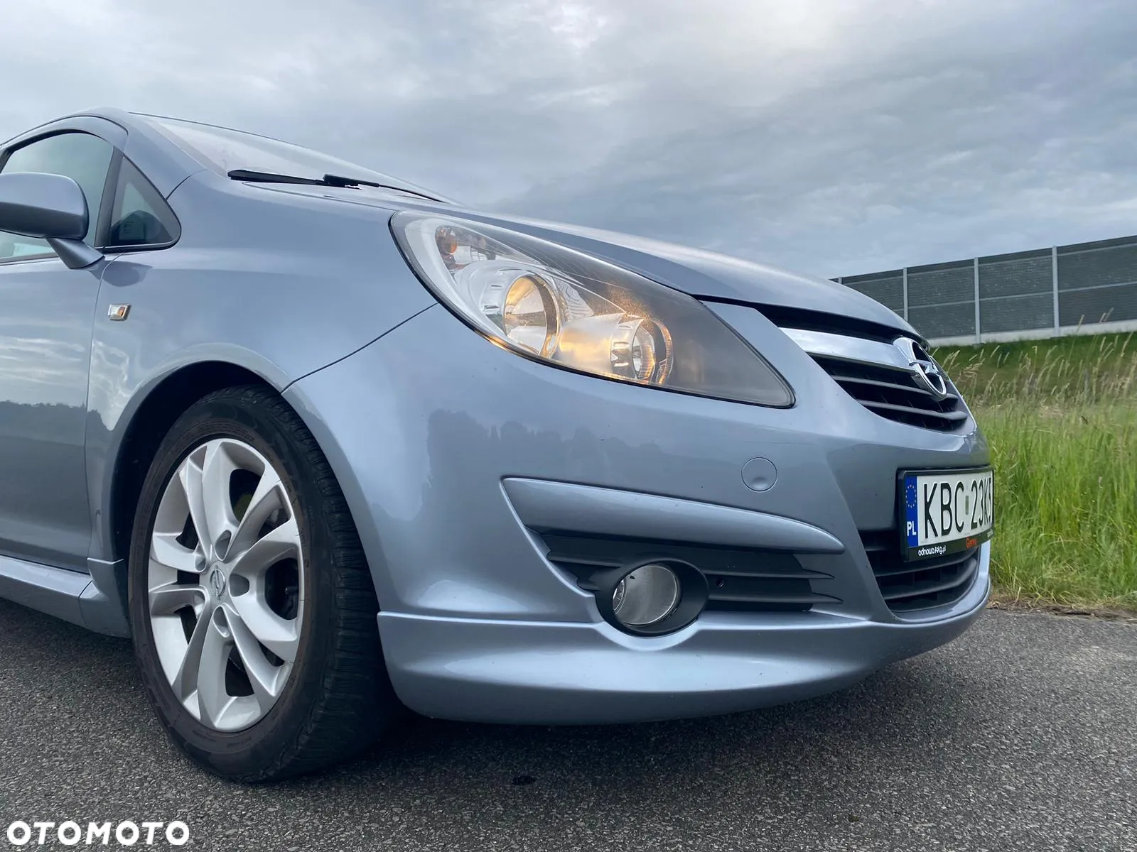 Opel Corsa 1.6T GSI - 6