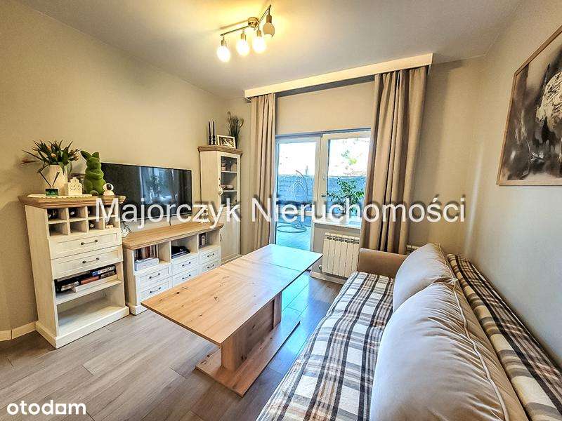 Mieszkanie na parterze, taras i 2 garaże - Włoszakowice-0