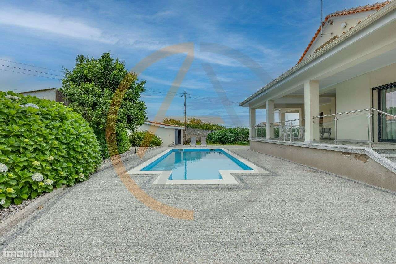 Moradia T6 c/ Piscina, amplo Espaço Exterior e Garagem | Vila do Conde-52