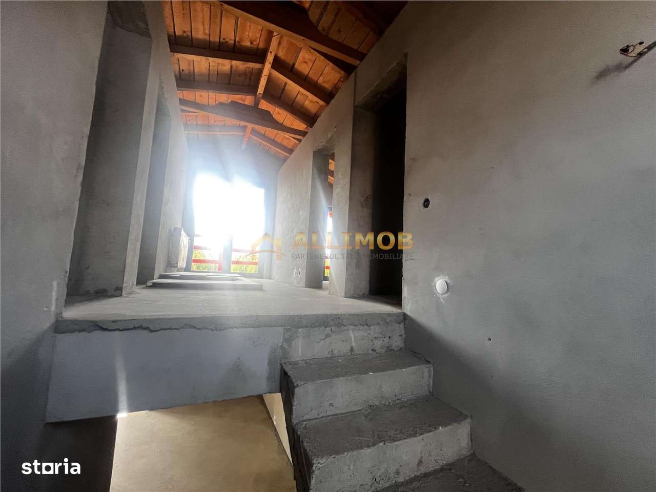 Casa de vânzare in Strejnicu-12