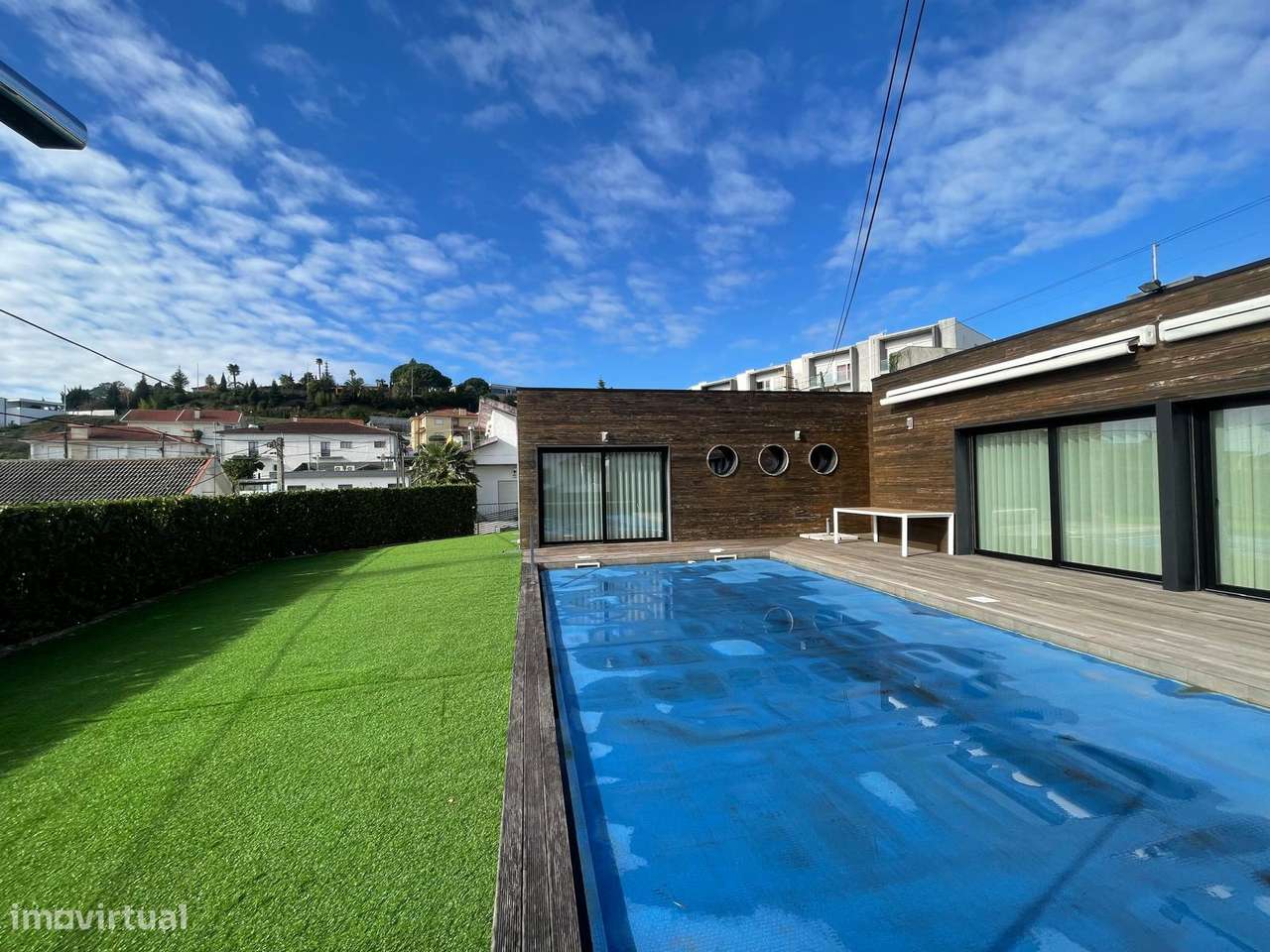 Moradia individual T3 com piscina em Fafe-18