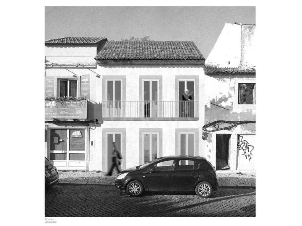 Prédio para Remodelação Total em Zona Central do Montijo-25