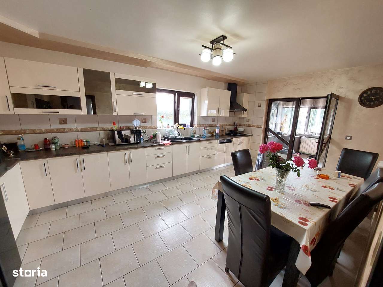 COMISION 0 Vila 227 mp utili, 1300 mp teren, 5 camere Comisani-5