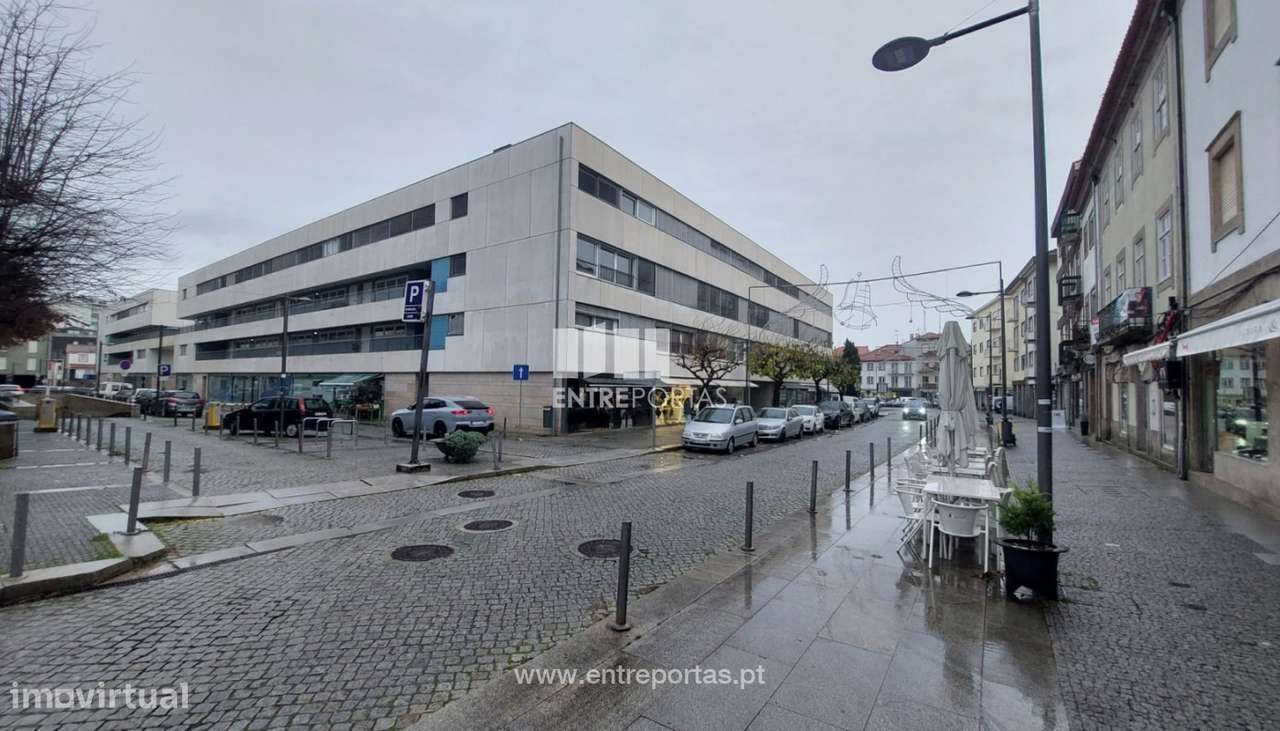 Venda de loja com 60m², Centro da Cidade, Viana do Castelo - Grande imagem: 2/3