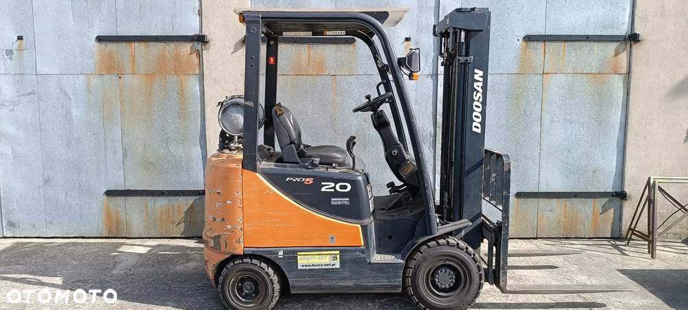 Doosan PRO 5 - 2