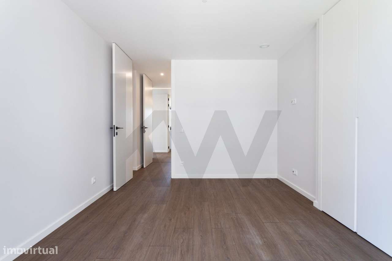 Exclusivo T3 Novo com Varandas de 51m2 | 2 Lugares de Garagem e Arreca-7