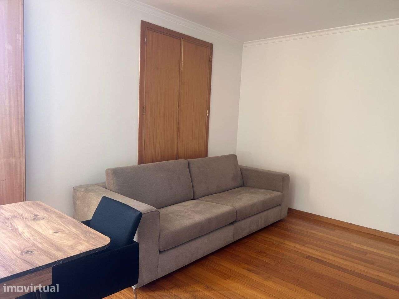 Apartamento T1 como novo, garagem fechada-3
