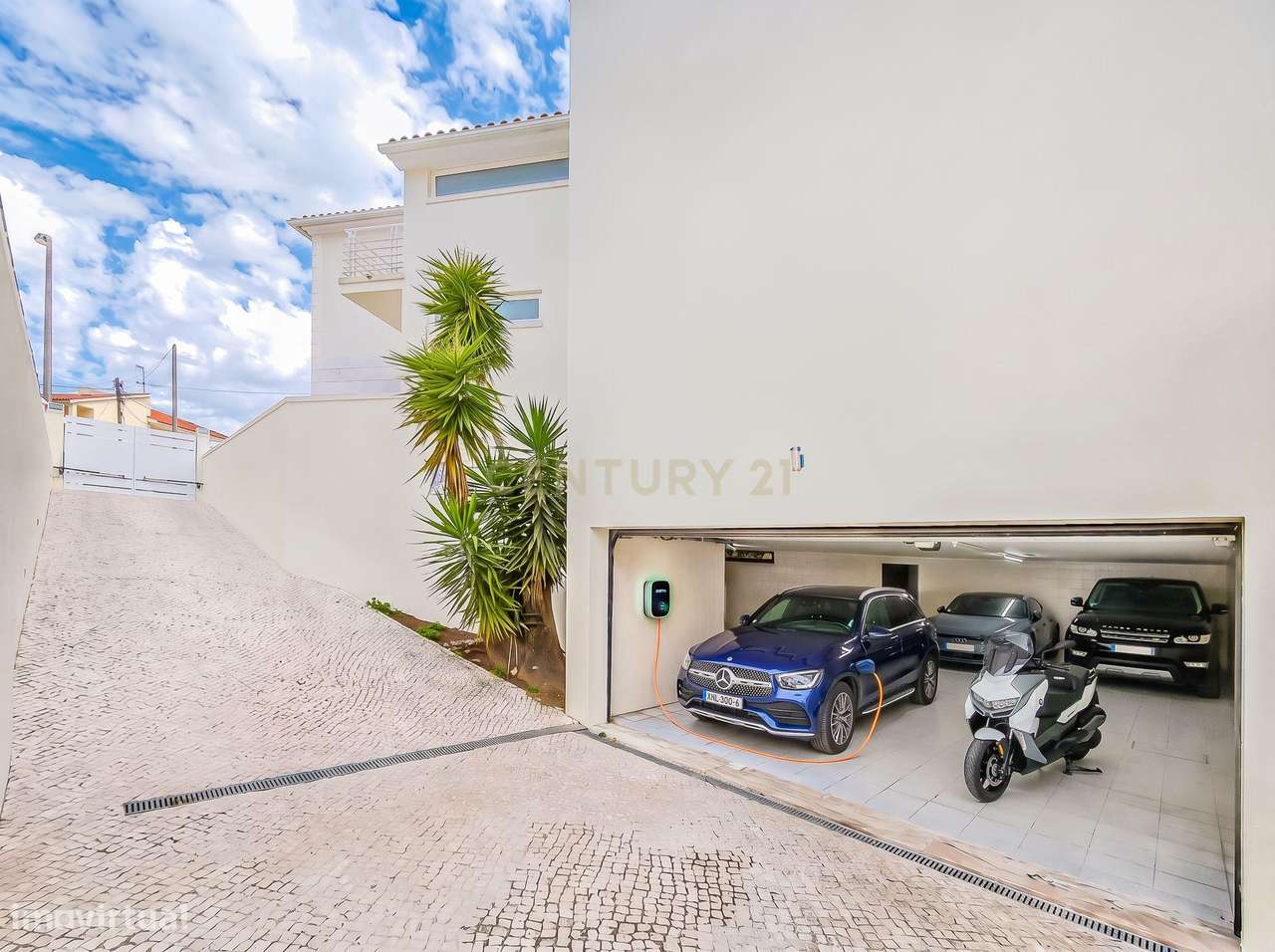 Moradia T5+1 com Piscina Privada a 8 Minutos a Pé do King's College |-55