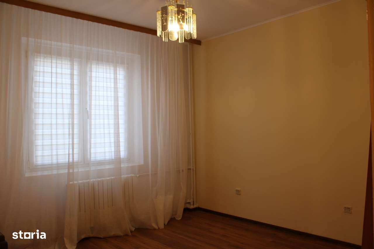 Apartament 3 camere nemobilat de inchiriat, Gorjului , Militari - Imagine principală: 5/5