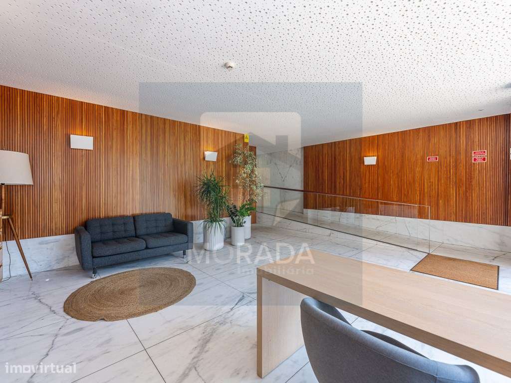 APARTAMENTO T3 JUNTO À AVENIDA DA BOAVISTA-29