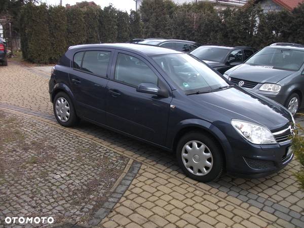 Opel Astra - 1