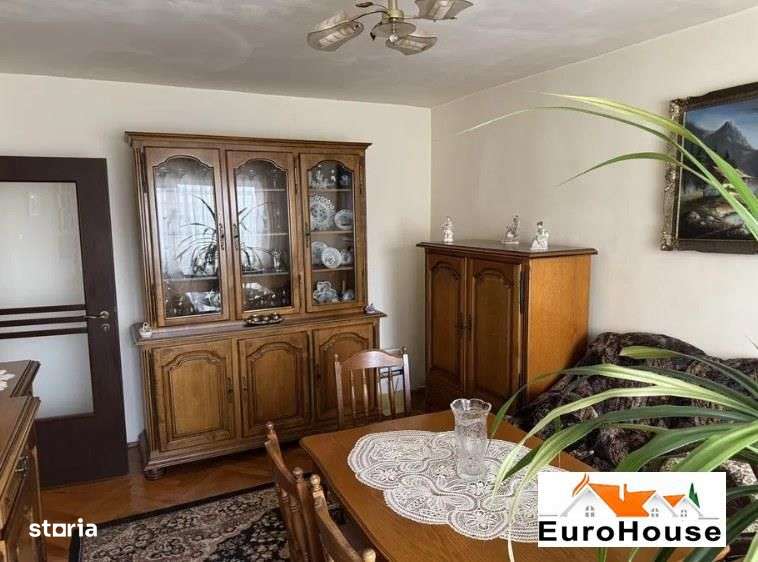 Apartament cu 4 camere de vanzare in Alba Iulia Cetate - Imagine principală: 2/8