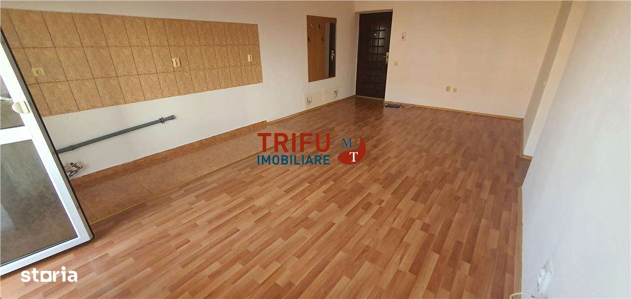 Apartament 3 camere de inchiriat  Cetate etaj 2 - Imagine principală: 2/6
