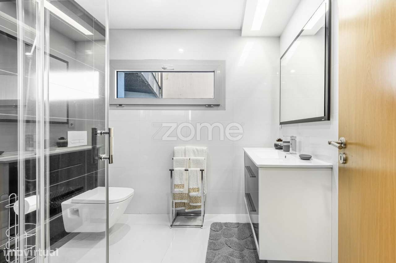 Luxuosa Moradia T4 com excelentes acabamentos no Gerês - Grande imagem: 4/59