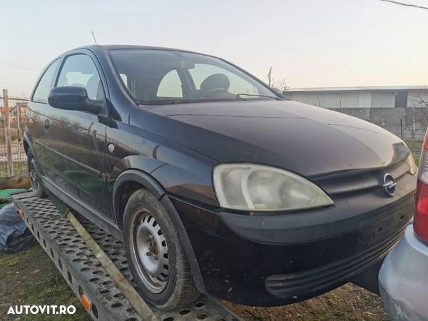 Vand piese Opel Corsa C - 1