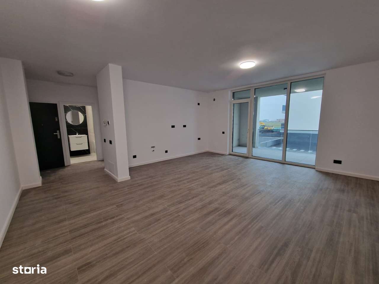 Apartament 3 camere | TORONTALULUI-1