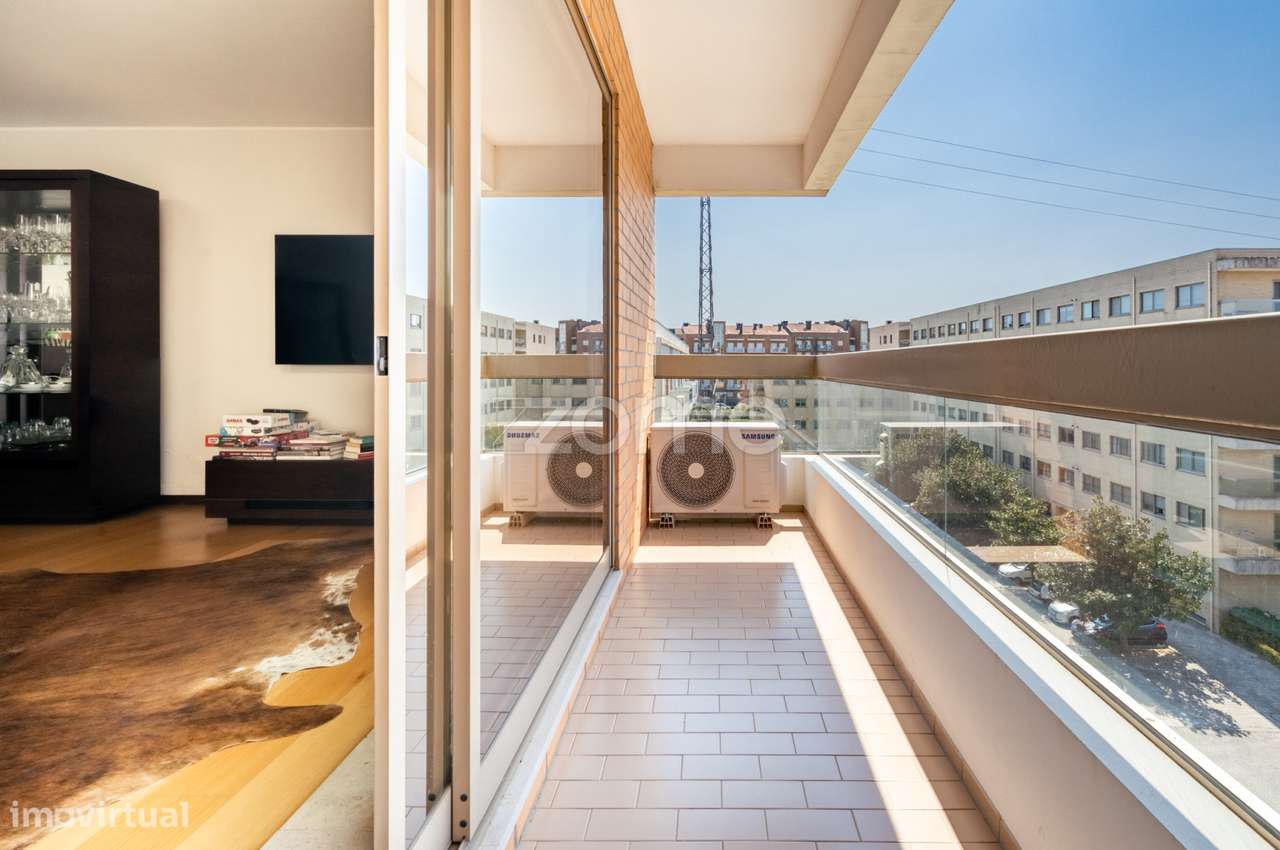 APARTAMENTO T3 - HOSPITAL SÃO JOÃO - Grande imagem: 3/24