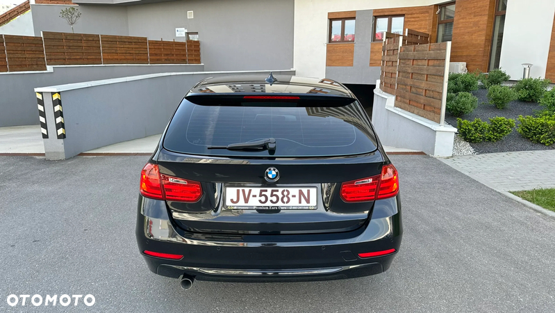 BMW Seria 3 320d DPF Touring Edition Sport - 6