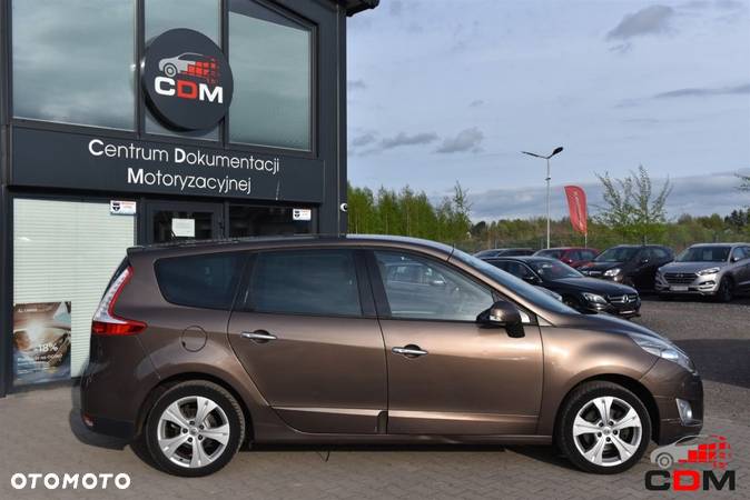 Renault Grand Scenic - 11