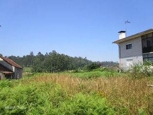 Terreno com 1536 m2 em Oliveira de Azeméis