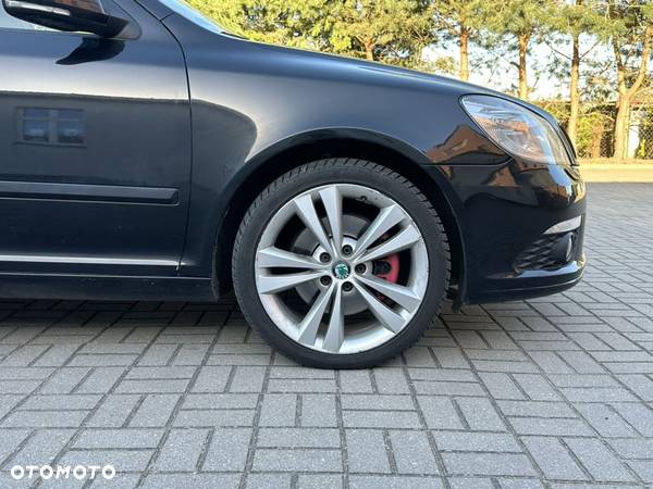 Skoda Octavia 2.0 TDI DPF DSG RS - 11