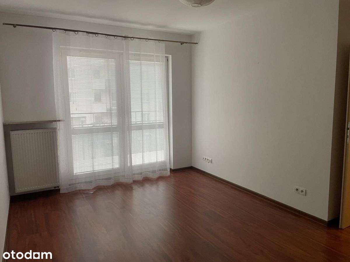 2 pokoje z balkonem, garaż-4