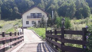 Vila lux la cheie Podiș Bacau