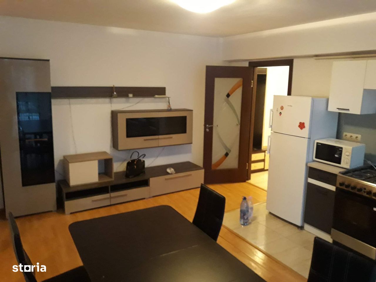 Apartament 3 camere partea de jos , parter