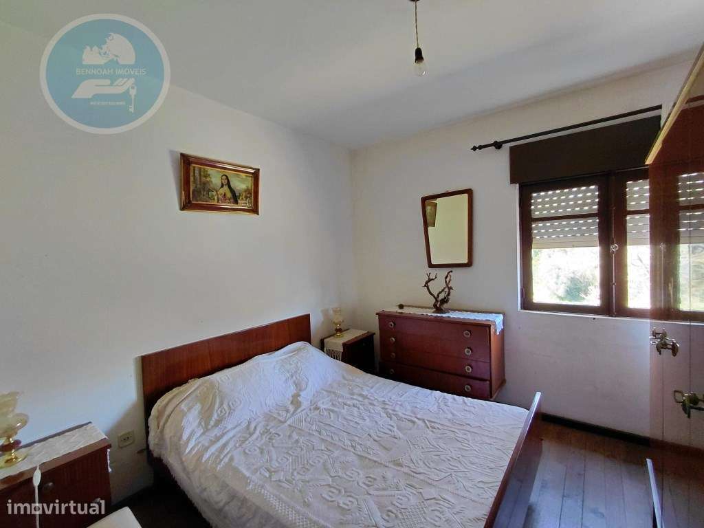 Casa Geminada T3 com Terreno Outerinho, Cabeceiras de Basto-25