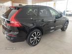 Volvo XC 60 2.0 B4 Plus Dark - 17