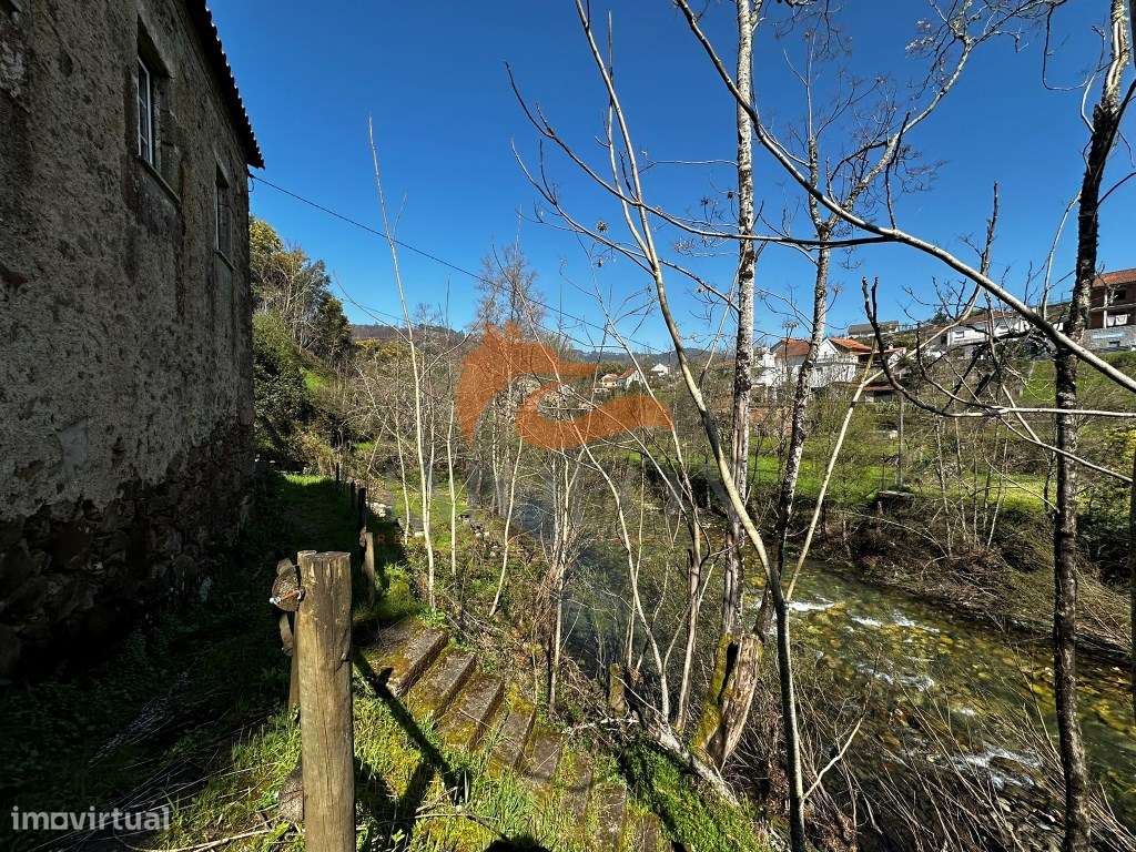 Moradia Beira Rio pronta a habitar em Aldeia das Dez-20
