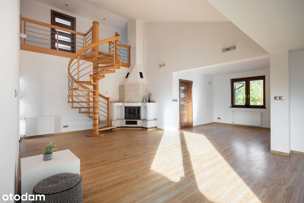 Dom 196 m² + drugi budynek mieszkalny 167 m² | idealny pod działalność-0