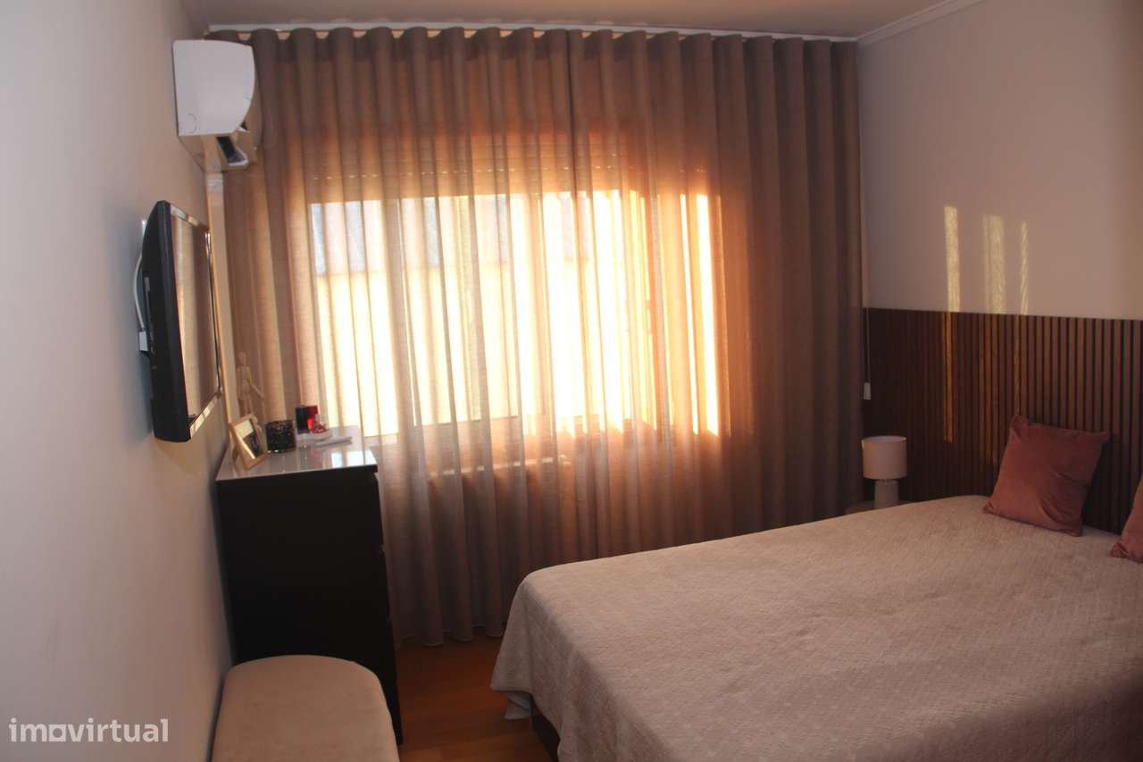 Apartamento T3 com 2 frentes na Maia-29