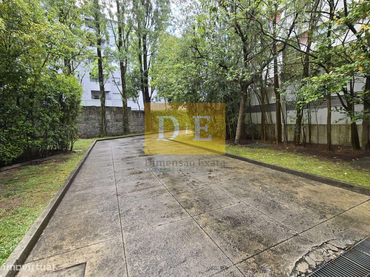 Apartamento T3 em Zona Nobre de Requesende em Ramalde-27