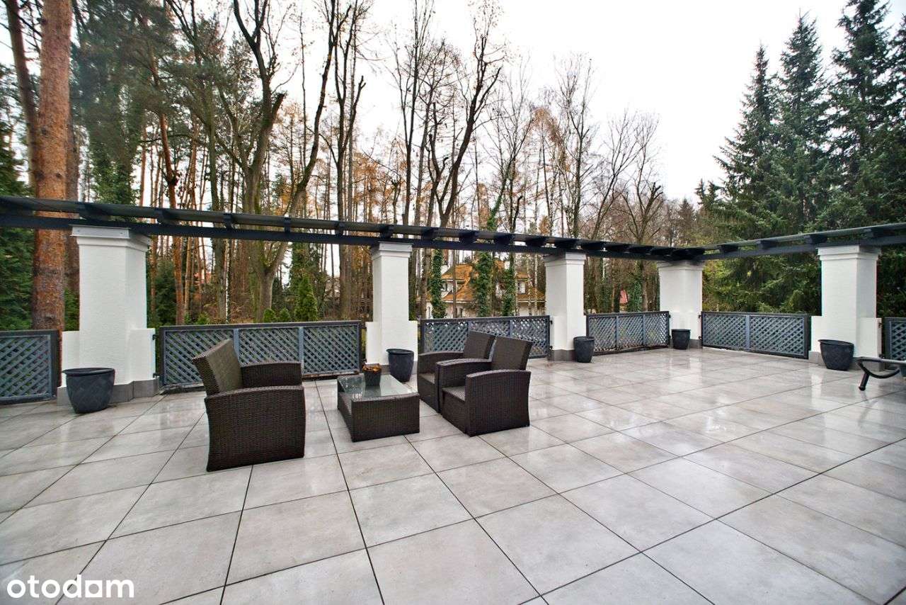 Elegancka willa w Dąbrowie Leśnej - Pełny obrazek: 4/12