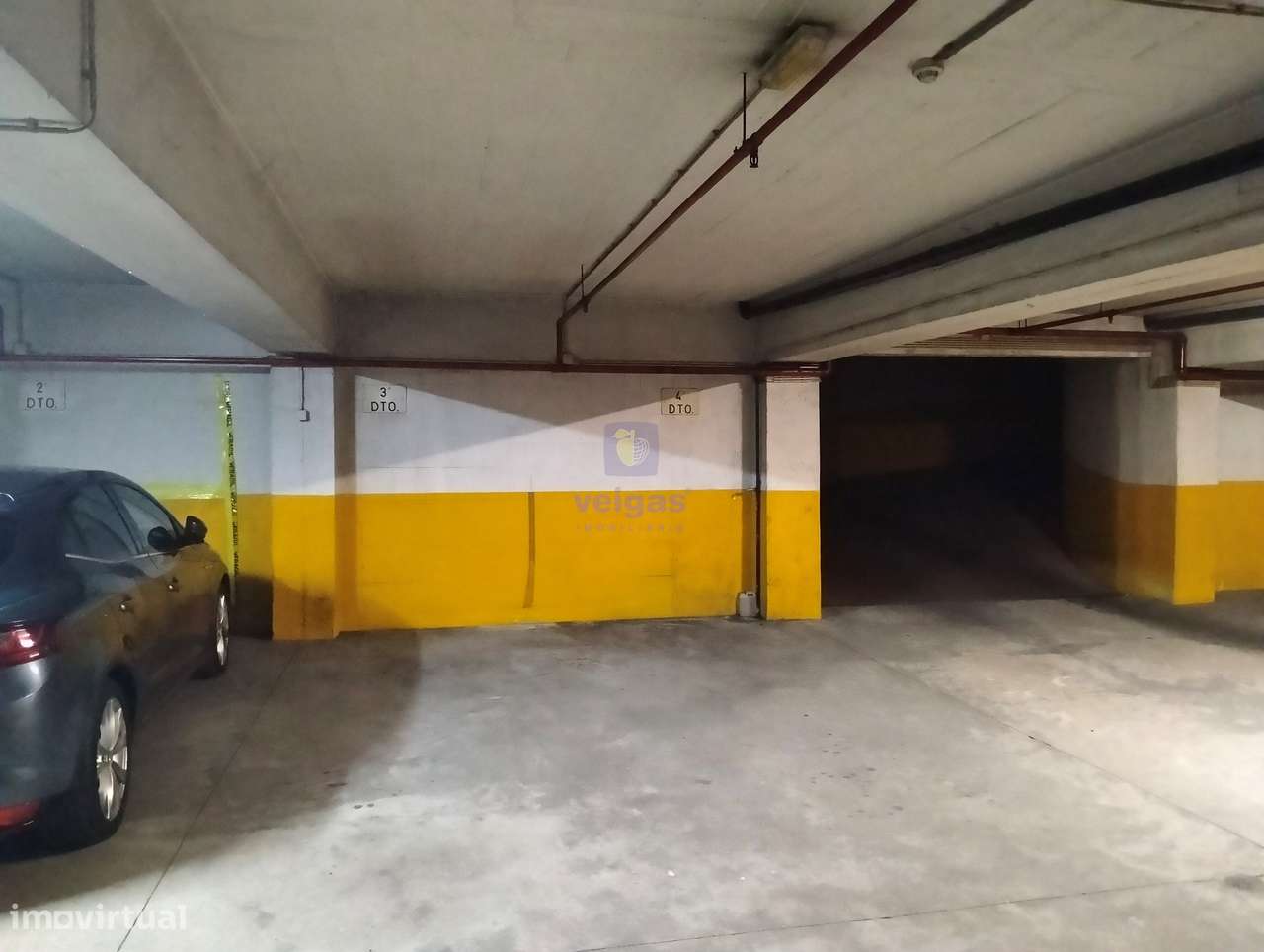 Apartamento T3 Remodelado c/estacionamento na Estrada da Luz-20