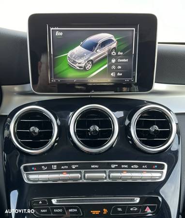 Mercedes-Benz GLC 220 d 4Matic 9G-TRONIC - 23