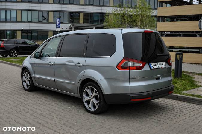 Ford Galaxy - 3