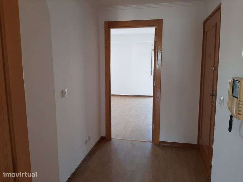 Apartamento T3 no Carregado - Grande imagem: 5/24